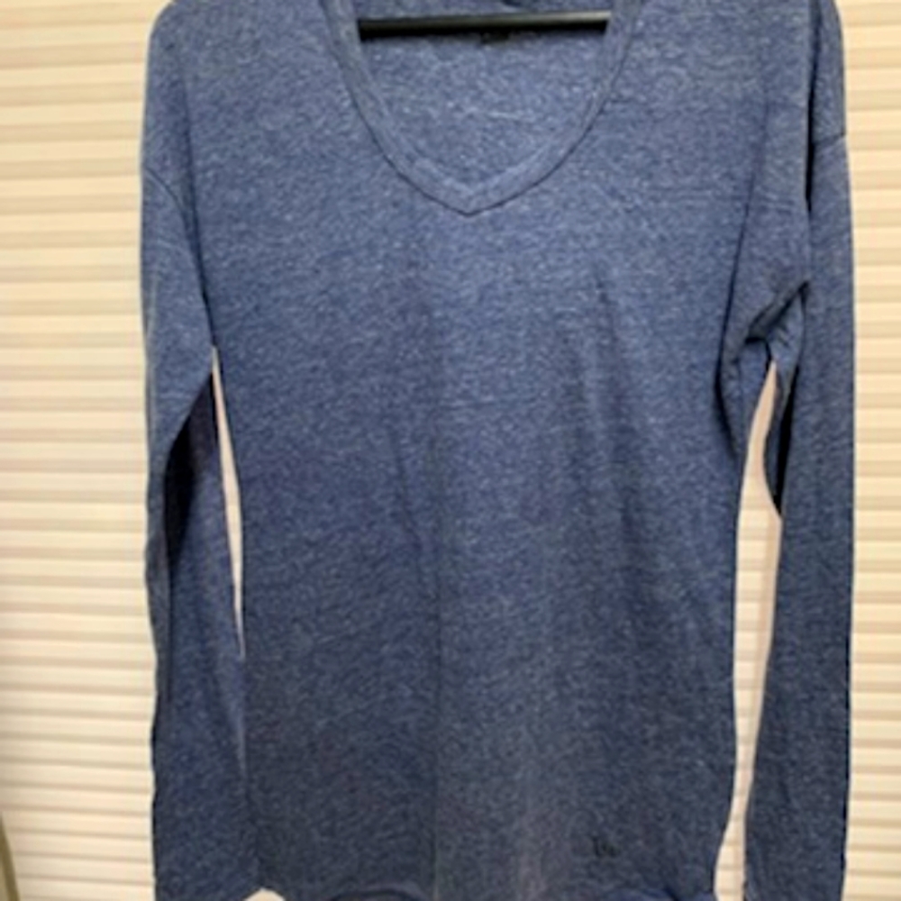 New Era long sleeve, yoga shirt